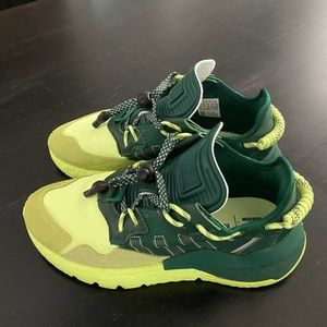 IVY Park Green Nite Joggers- Size 7.5